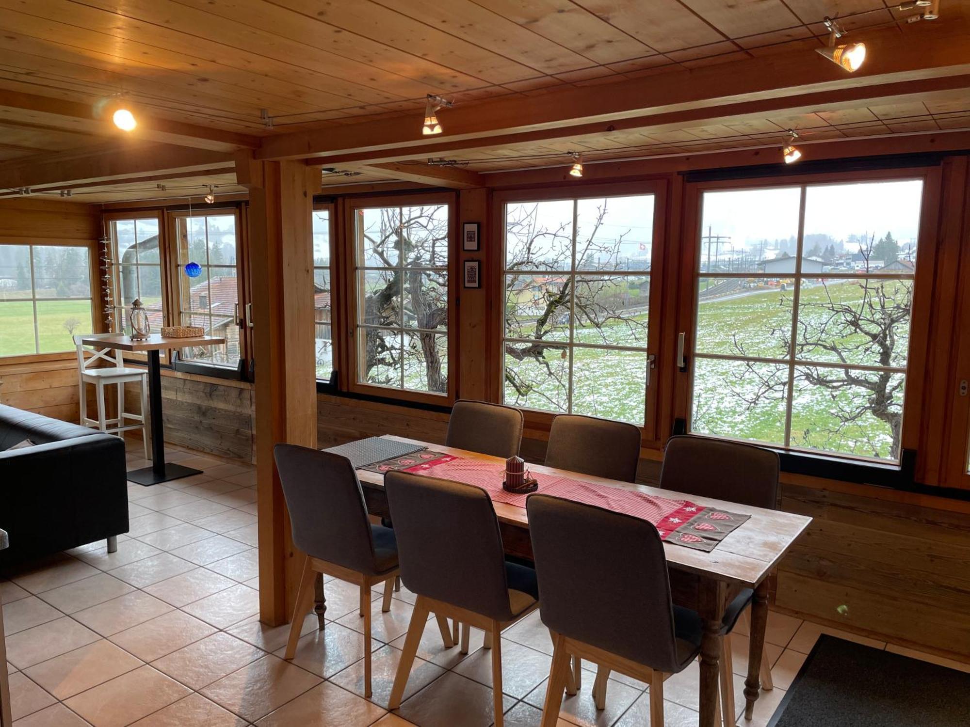 Edelweiss 4 Zi Ferienwohnung In Landhaus Frutigen Exterior foto