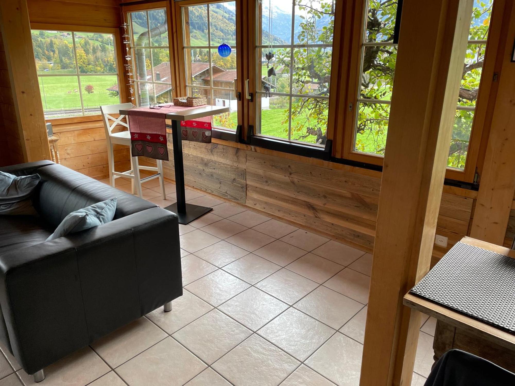 Edelweiss 4 Zi Ferienwohnung In Landhaus Frutigen Exterior foto